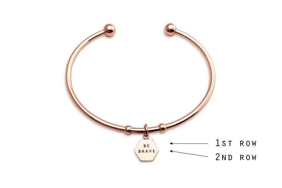 Personalise a bracelet for your girlfriend with special words 